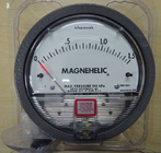 Dwyer 2000 1.5Kpa Magnehelic Differential Pressure Gauge 2% of FS