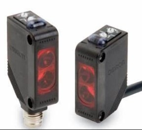 OMRON Long-distance Photoelectric Sensor Supports AC/DC Power Supplies E3JM/E3JK E3JK-RR12-C 2M