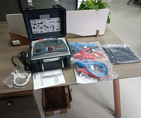 Megger MIT1025-UK Insulation Tester With Output, 20 Teraohms Resistance , 10kV Multi-Range Test Voltage