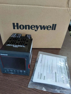 NEW ORIGINAL STOCK DC2800 DIN Universal Digital Controller DC2800-CE-1S0-100-000-00-0