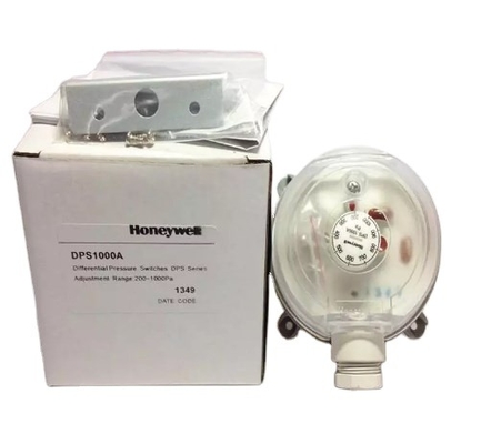 Battery-Powered Differential Pressure Gauge 0-100 PSI NPT 1/4 Inch