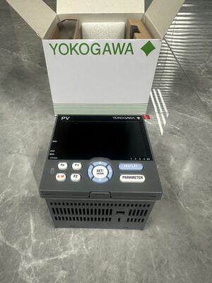 Temperature Controllers Yokogawa UT35A Advanced Indicating Controller UT35A-011-10-00/DC UT35A-001-11-00
