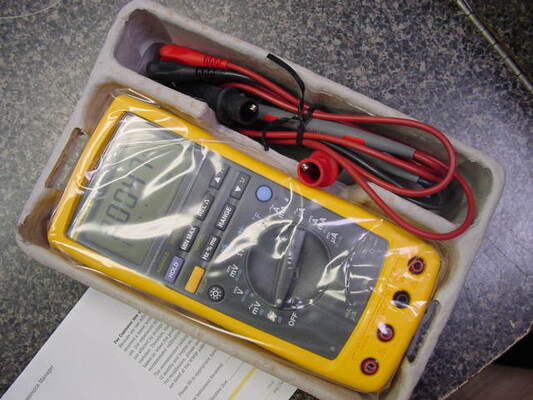 New Original Fluke 187/189 True-RMS Electronic Logging Multimeter In Stock