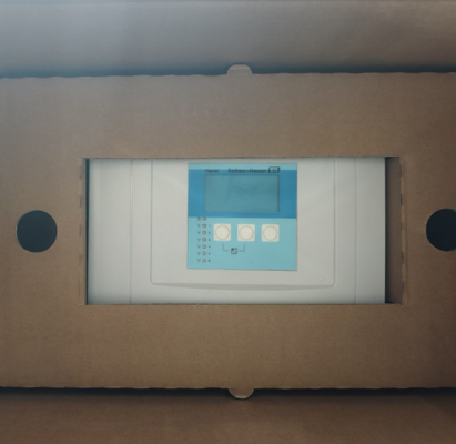 Ultrasonic Level Measuring Instrument with IP 66 / NEMA 4x Protection and +/- 2mm + 0.17% Accuracy for Flow Meter Applications