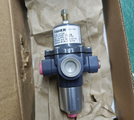 Fisher 167DA Three-Way Pneumatic Switching Valve with 400 psig Maximum Inlet Pressure and Stainless Steel Bolting