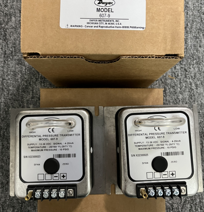 Dwyer 6079 Differential Precision Pressure Transmitter 025" W.C. ±0.5