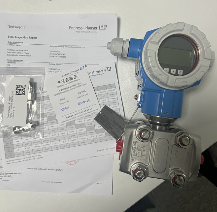 Endress Hauser E+H PMD75 Differential pressure transmitter with metal