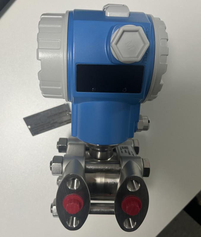 Endress Hauser E+H PMD75 Differential pressure transmitter with metal