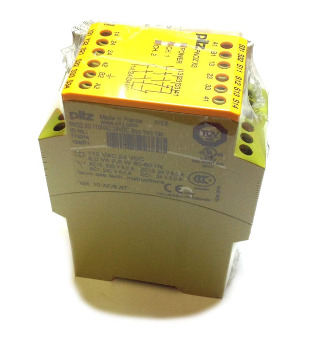 774730 Pilz - PNOZ X4 24VDC 3n/o 1n/c - Safety Relay PNOZ X - E-STOP ...