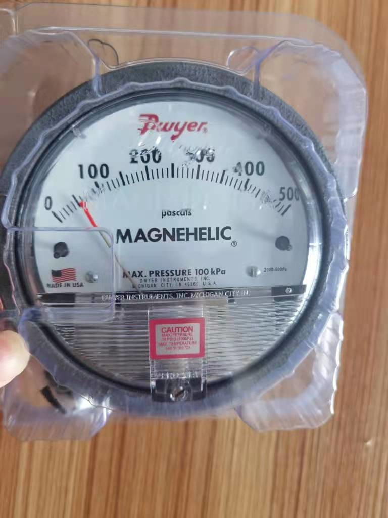 New 0-2 Inch WC Differential Pressure Gauge DPGJH20002X 