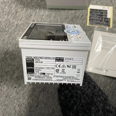 UT35A-001-10-00 Original Temperature Digital Controller for Industrial Applications
