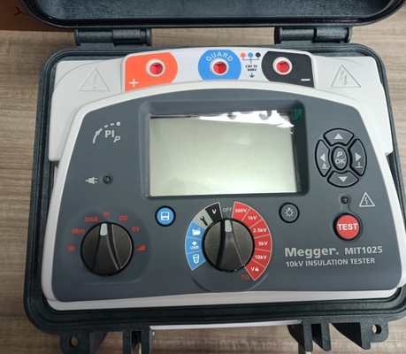 Megger MIT1025-UK Insulation Tester With Output, 20 Teraohms Resistance , 10kV Multi-Range Test Voltage