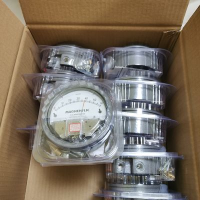 Customizable Company Logo Differential Pressure Gauge with 2kg Weight and 100PCS MOQ for Industrial Use