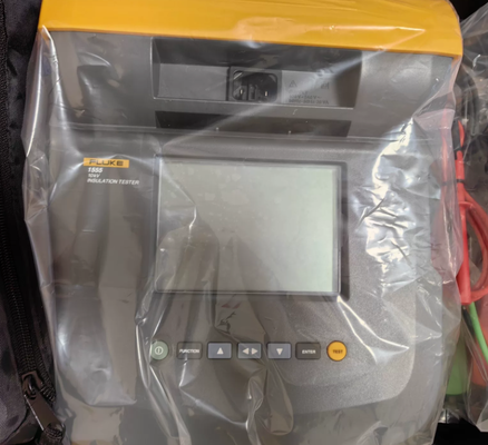 Fluke 1555 FC 10 kV Insulation Tester with High Accuracy Insulation Resistance Measurement